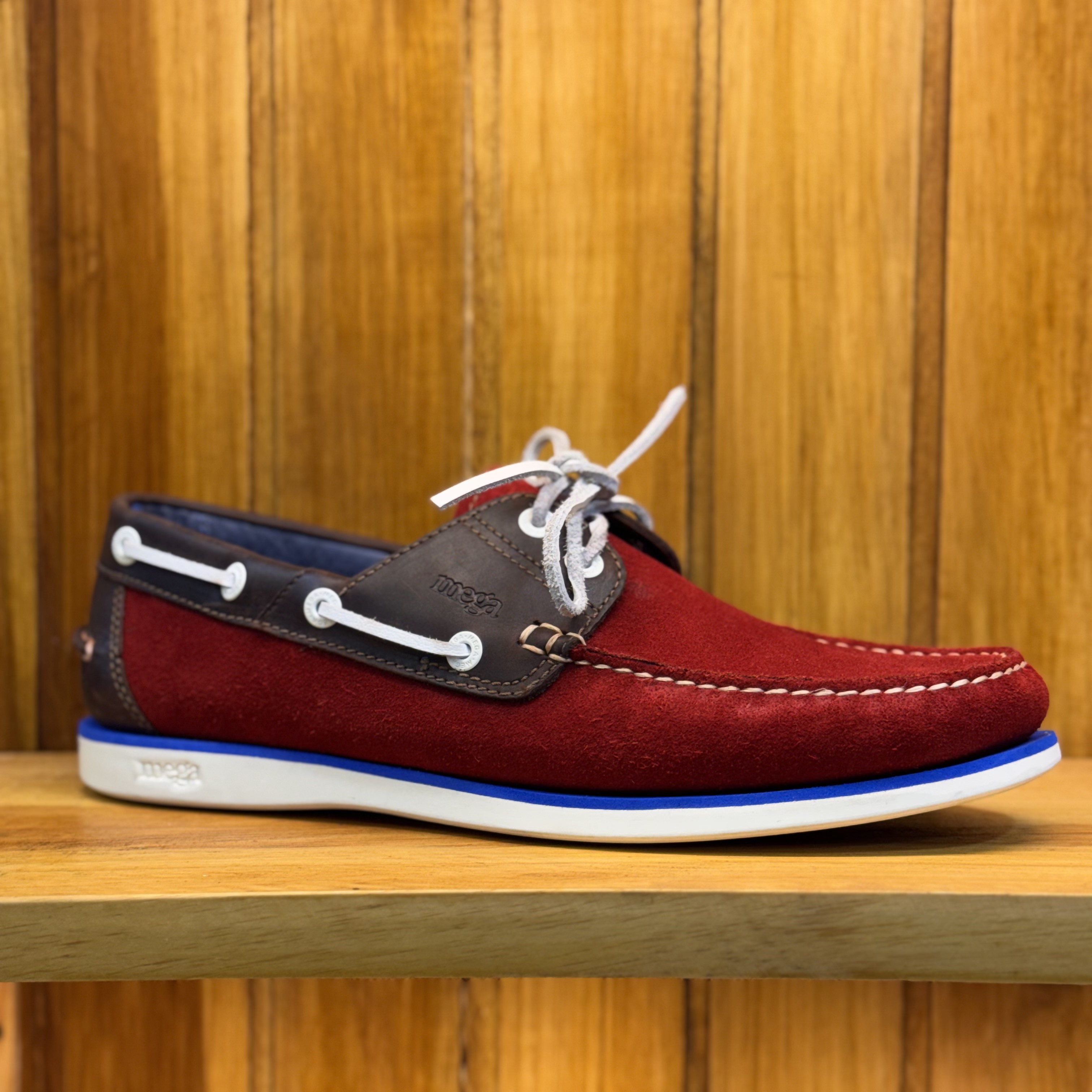 ZAPATO CASUAL MEGA TIPO NÁUTICA ROJO