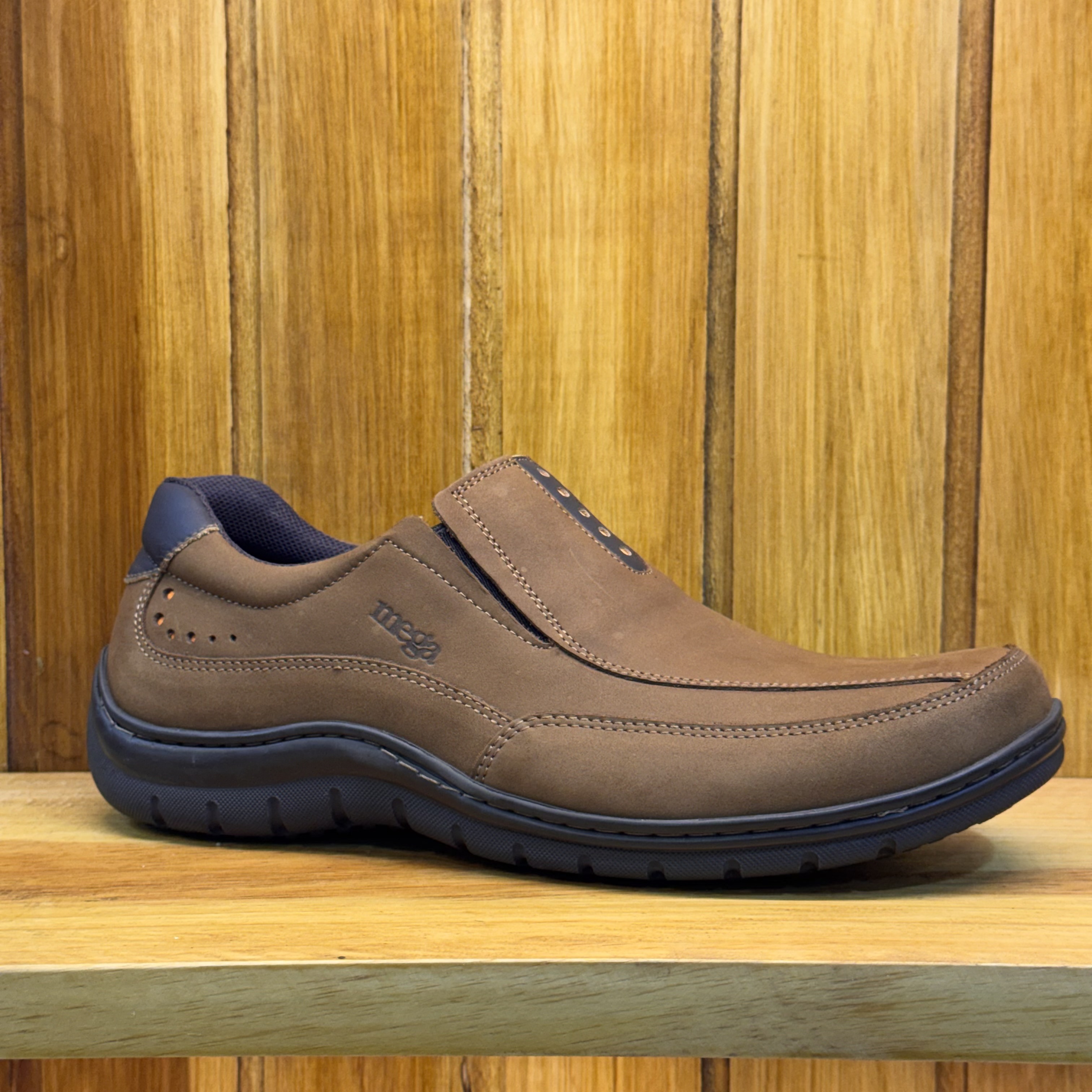 ZAPATO CASUAL MEGA SIN TRENZAS MIEL GAMUZA
